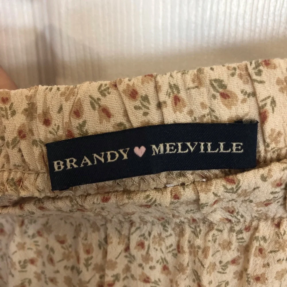 Brandy Melville tiered midi skirt elastic waist microfloral floral feminine - Picture 6 of 8
